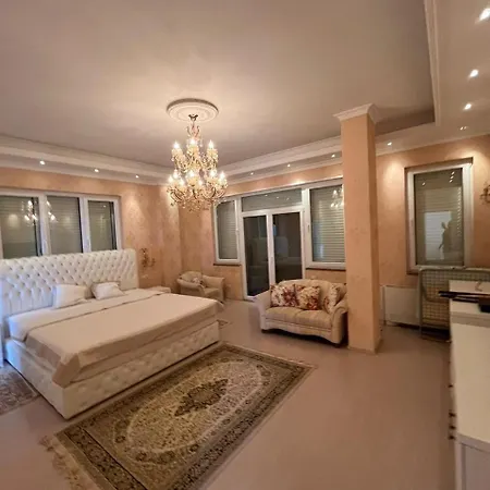 Elysee Durres * Golem (Tirana)